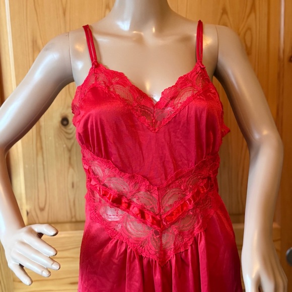Vintage 70s 80s Petra Fashions Red Satin Lace Nightie Lingerie M Union Made - Picture 2 of 14